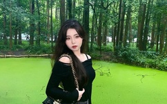 无人区乱码一线忘忧草